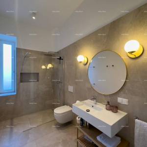 Prodajemo renoviran stan u centru Pule!