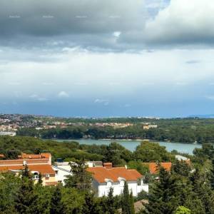 Prodajemo stan sa prelijepim pogledom na more! Premantura!