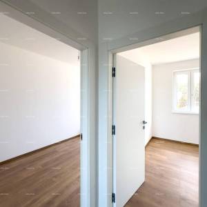 Prodajemo stan sa vrtom u Barbanu.