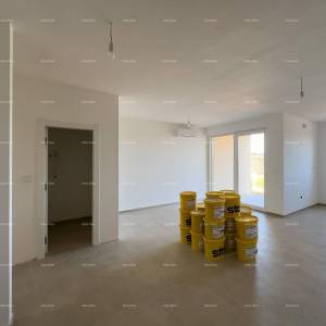 Prodajemo stan sa vrtom u Barbanu.