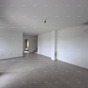 Prodajemo stan u novoj zgradi!  Šišan.