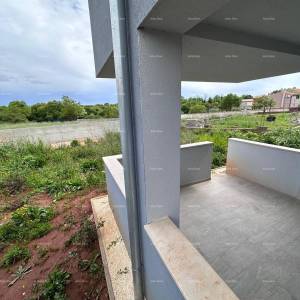 Prodajemo stan u novoj zgradi!  Šišan.