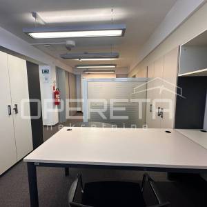 Prostrani poslovni prostor 253 m² – Split, atraktivna lokacija