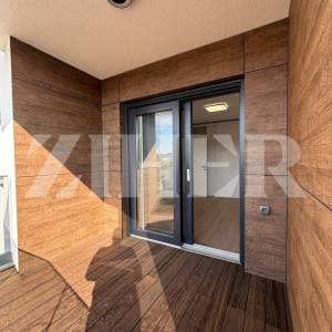 PRVI NAJAM, LUKSUZNI STAN S GARAŽNIM PARKIRNIM MJESTOM, 100 M OD ILICE