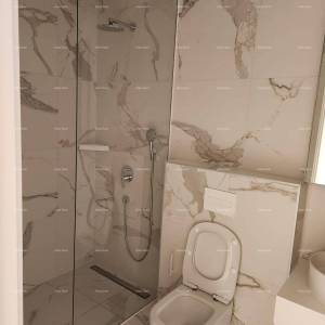 Prvi red do mora! Luksuzna kuća u Umagu, 300 m od mora - savršena za obitelj s modernim sadržajima