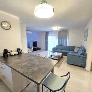 Pula centar ! Namješten stan! Blizina Fet-a i nove bolnice.