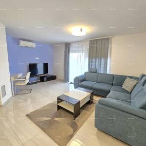 Pula centar ! Namješten stan! Blizina Fet-a i nove bolnice.