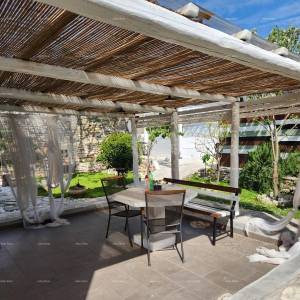 Pula Galižana. Renovirana kuća sa fantastičnim vrtom.