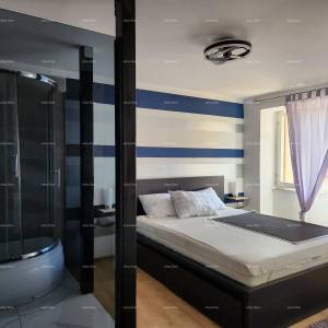 Pula Galižana. Renovirana kuća sa fantastičnim vrtom.