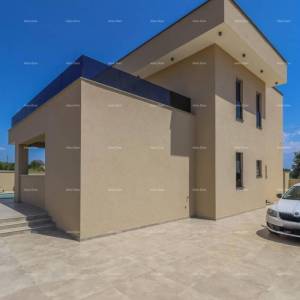 Pula - Loborika. Nova samostojeća kuća sa bazenom. Kvalitetno izgrađena i uređena.