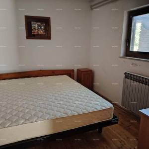 Pula Savršen mir i potencijal: nekretnina s 12 spavaćih soba, bazenom i prekrasnim pogledom na more u Pomeru