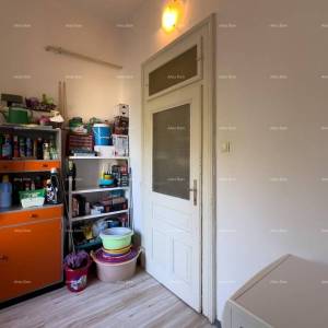 Pula! Stan u centru grada!