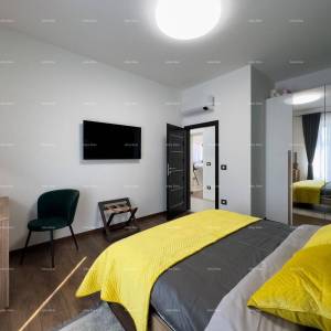 Pula, strogi centar, Istarska ulica, 500 metara do Arene. Moderan i kompletno uređen i namješteni gradski stan.