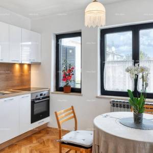 Pula Veruda , blizina Verudele, Marine.