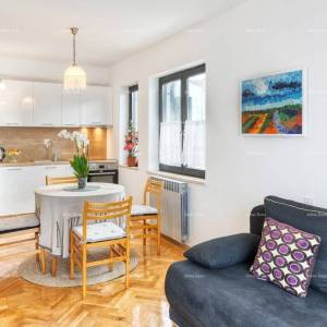 Pula Veruda , blizina Verudele, Marine.