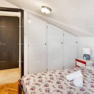 Pula Veruda , blizina Verudele, Marine.