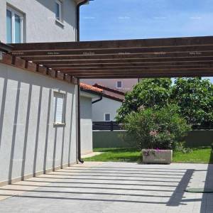 Raša – Vila s privatnim bazenom i vrtom