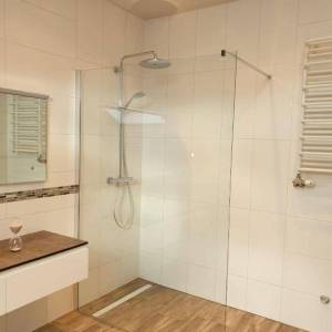 RAVNA GORA – Kuća s wellnessom, apartmanom i dvorištem za miran život