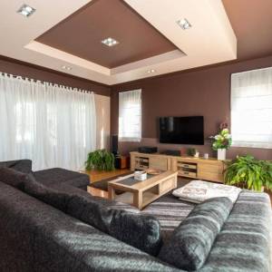 RAVNA GORA – Kuća s wellnessom, apartmanom i dvorištem za miran život