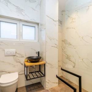 RAVNA GORA - Kuća sa saunom i jacuzzijem