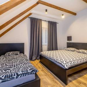 RAVNA GORA - Kuća sa saunom i jacuzzijem