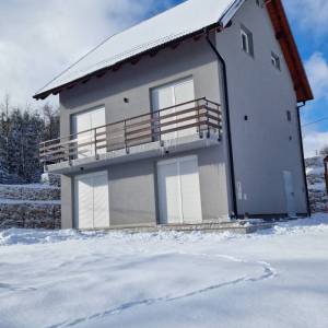 RAVNA GORA - Kuća sa saunom i jacuzzijem