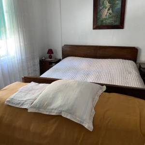 RAVNA GORA – kuća za adaptaciju s velikom okućnicom i potencijalom za dodatnu gradnju