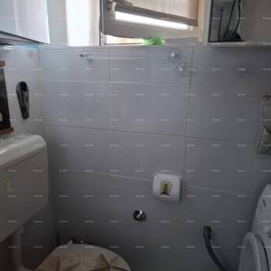 Renovirana kamena kuća u nizu – 4 km od centra Pule