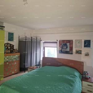 Renovirana kamena kuća u nizu – 4 km od centra Pule