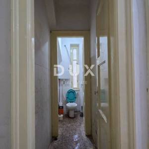 RIJEKA, BULEVARD - Trosobni stan u vili – idealan za uređenje po vlastitoj želji, 79m2