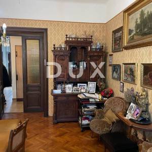 RIJEKA, BULEVARD - unikatni gospodski stan 3S+DB u staroj villi na ekskluzivnoj lokaciji! PRILIKA!