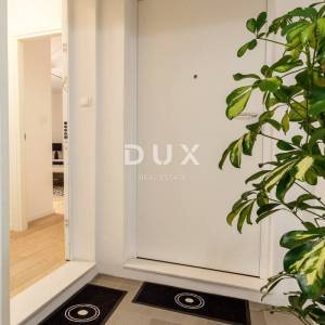 RIJEKA, CENTAR – Dva odvojena stana s pogledom na more, izvrsna prilika za investiciju