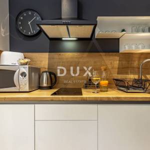 RIJEKA, CENTAR – Investicijska nekretnina s tri suvremeno uređena apartmana