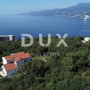 RIJEKA, COSTABELLA, BIVIO- samostojeća villa 450m2 s pogledom na more i bazenom + uređena okućnica 1100m2