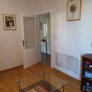 RIJEKA - Dvosobni stan blizu centra s pogledom na more