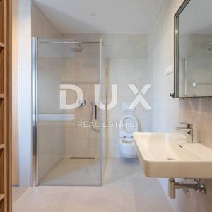 RIJEKA, KANTRIDA - luksuzna etaža u novogradnji, panoramski pogled na more, jedinstveno namještena nekretnina s terasom