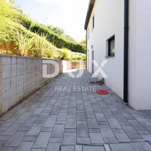 RIJEKA, KANTRIDA - luksuzna etaža u novogradnji, panoramski pogled na more, jedinstveno namještena nekretnina s terasom