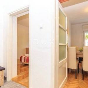 RIJEKA, KOSTRENA, ŠODIĆI- namješten stan 46m2, DB+2S, prizemlje, 250m od mora + okoliš za najam