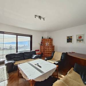 RIJEKA, MARČELJEVA DRAGA - stan s lođom i pogledom na Kvarner