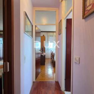 RIJEKA, PODMURVICE - Svijetao obiteljski stan s pogledom na more, 64m2