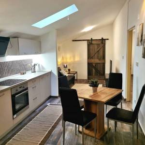 RIJEKA, POTOK - Moderno uređen dvosobni stan