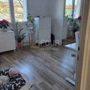 Rijeka, Srdoči, 70.34m2, 2s+db, lođa