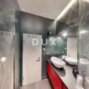 RIJEKA, STROGI CENTAR - stan 2S+DB s balkonom na odličnoj lokaciji! PRILIKA!