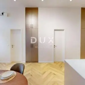 RIJEKA, STROGI CENTAR - stan 2S+DB s balkonom na odličnoj lokaciji! PRILIKA!