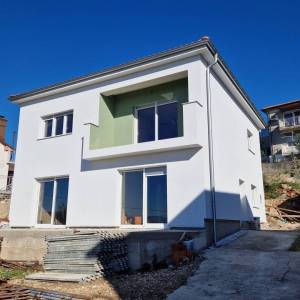 RIJEKA, VOJAK - Kuća s dva stana u roh-bau fazi