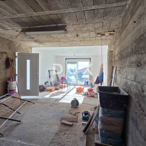 RIJEKA, VOJAK - Kuća s pogledom na more u fazi adaptacije, 160m2