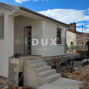 RIJEKA, VOJAK - Kuća s pogledom na more u fazi adaptacije, 160m2