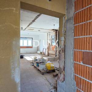 RIJEKA, VOJAK - Kuća s pogledom na more u fazi adaptacije, 160m2