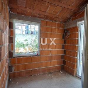 RIJEKA, VOJAK - Kuća s pogledom na more u fazi adaptacije, 160m2