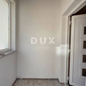 RIJEKA, VOJAK - Kuća s pogledom na more u fazi adaptacije, 160m2